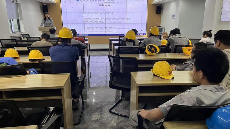 一线技能培训品牌：如何选择优质课程体系**
