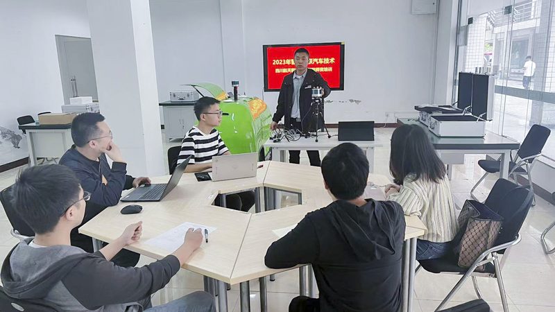 叉车操作技能提升，周末班课程解析