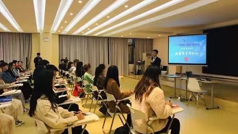 自考本科护理学专业科目难度解析及排名揭秘